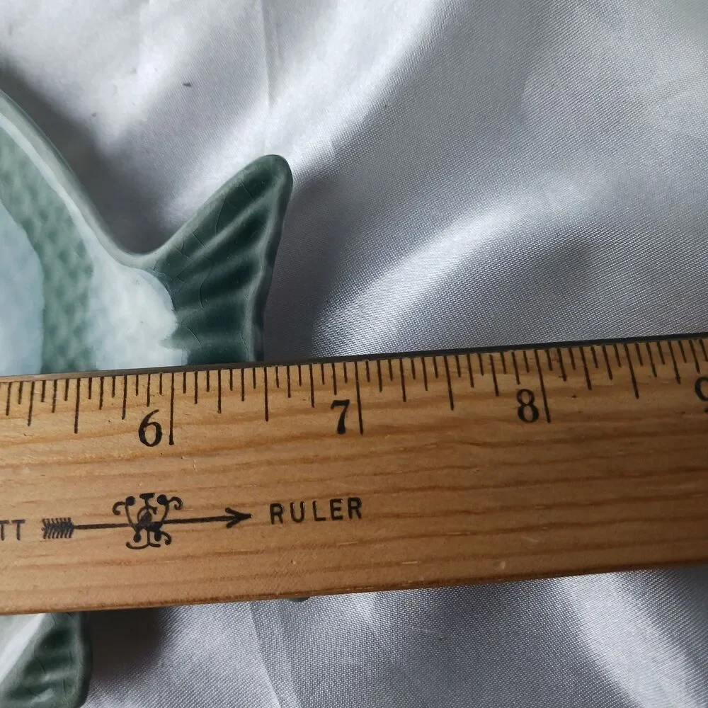 Vintage Portugal Faiancas Belo Art Pottery Fish Shaped 6 1/2'' Plate